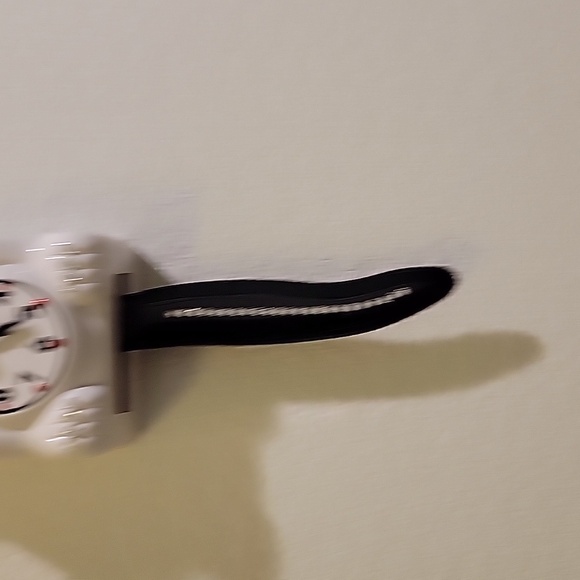 Jeweled White Kit-Cat Klock clock with black bow tie and tail - Picture 6 of 6